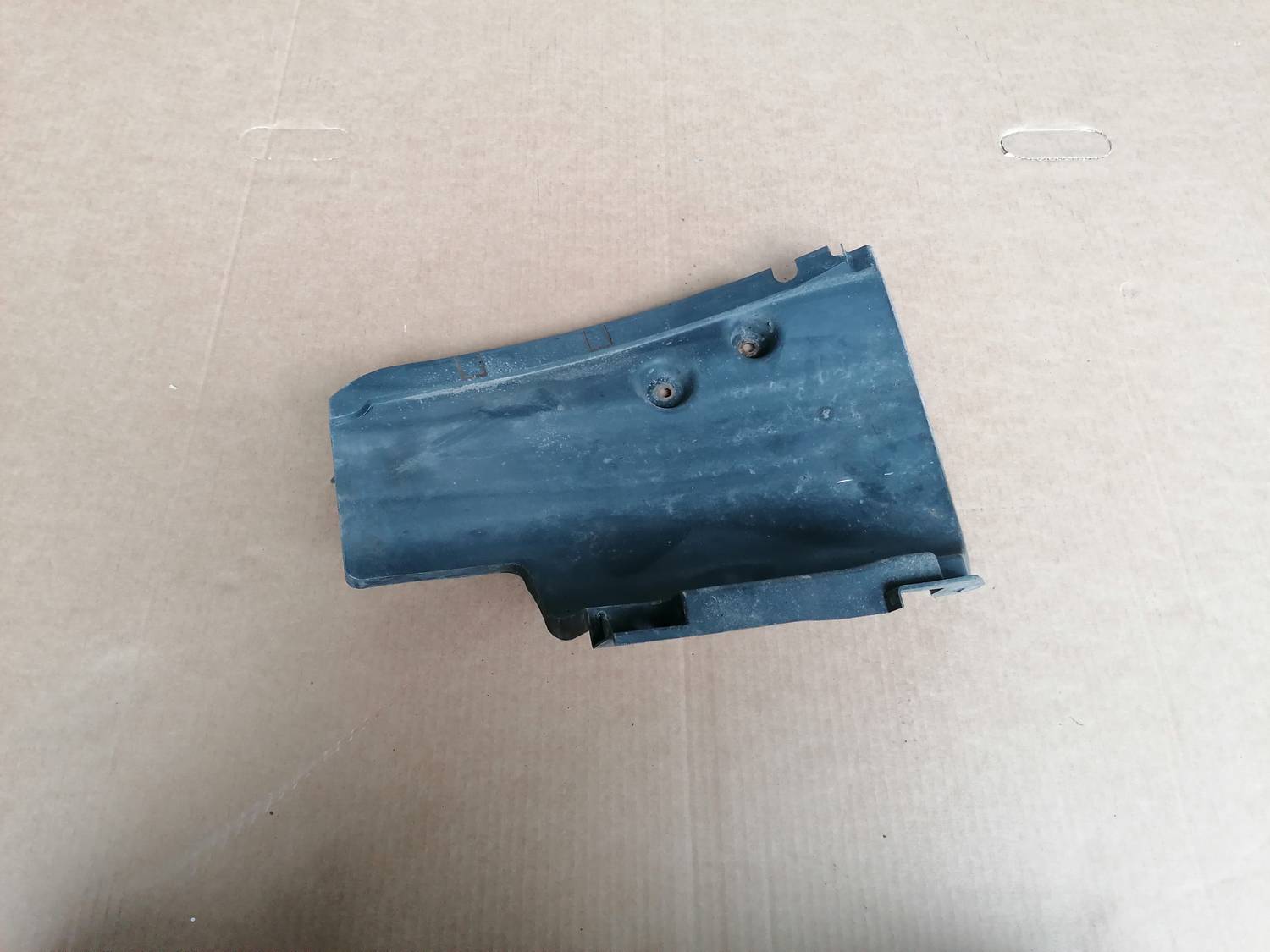 Aizmugurējais labais dubļusargs priekš MAZDA 6 2007 2 Aizmugurējais labais dubļusargs priekš MAZDA 6 2007