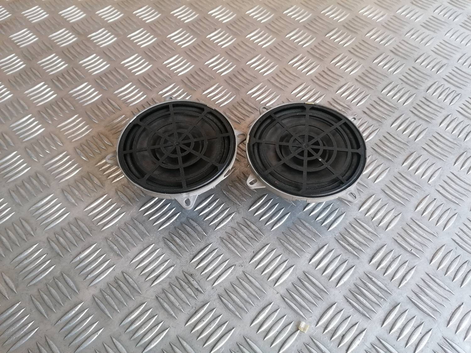 Durvju skaļrunis, apakšā priekš XSARA PICASSO 2003 1 Durvju skaļrunis, apakšā priekš XSARA PICASSO 2003