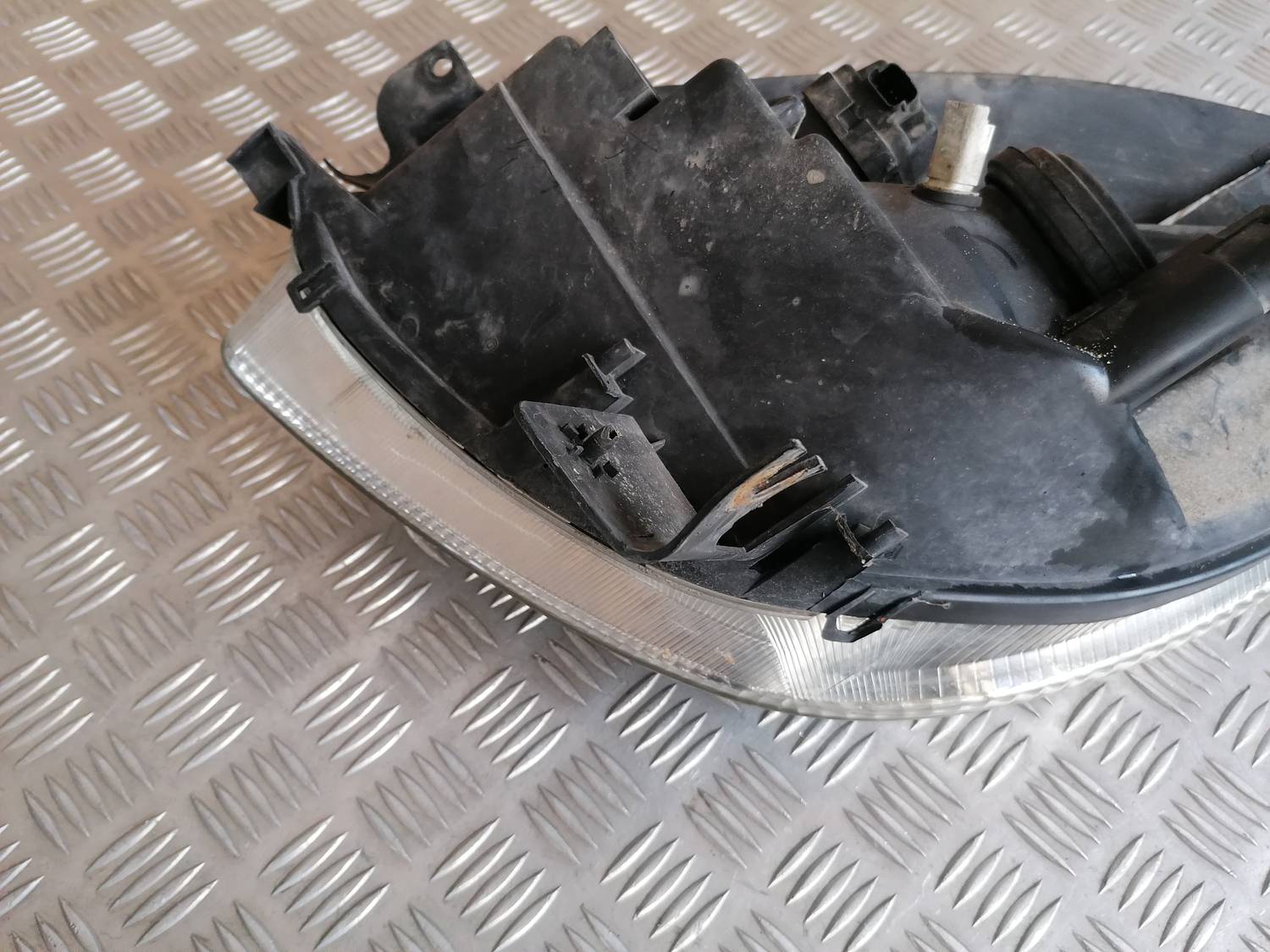 Priekšējais labais lukturis priekš XSARA PICASSO 2003 6 Priekšējais labais lukturis priekš XSARA PICASSO 2003