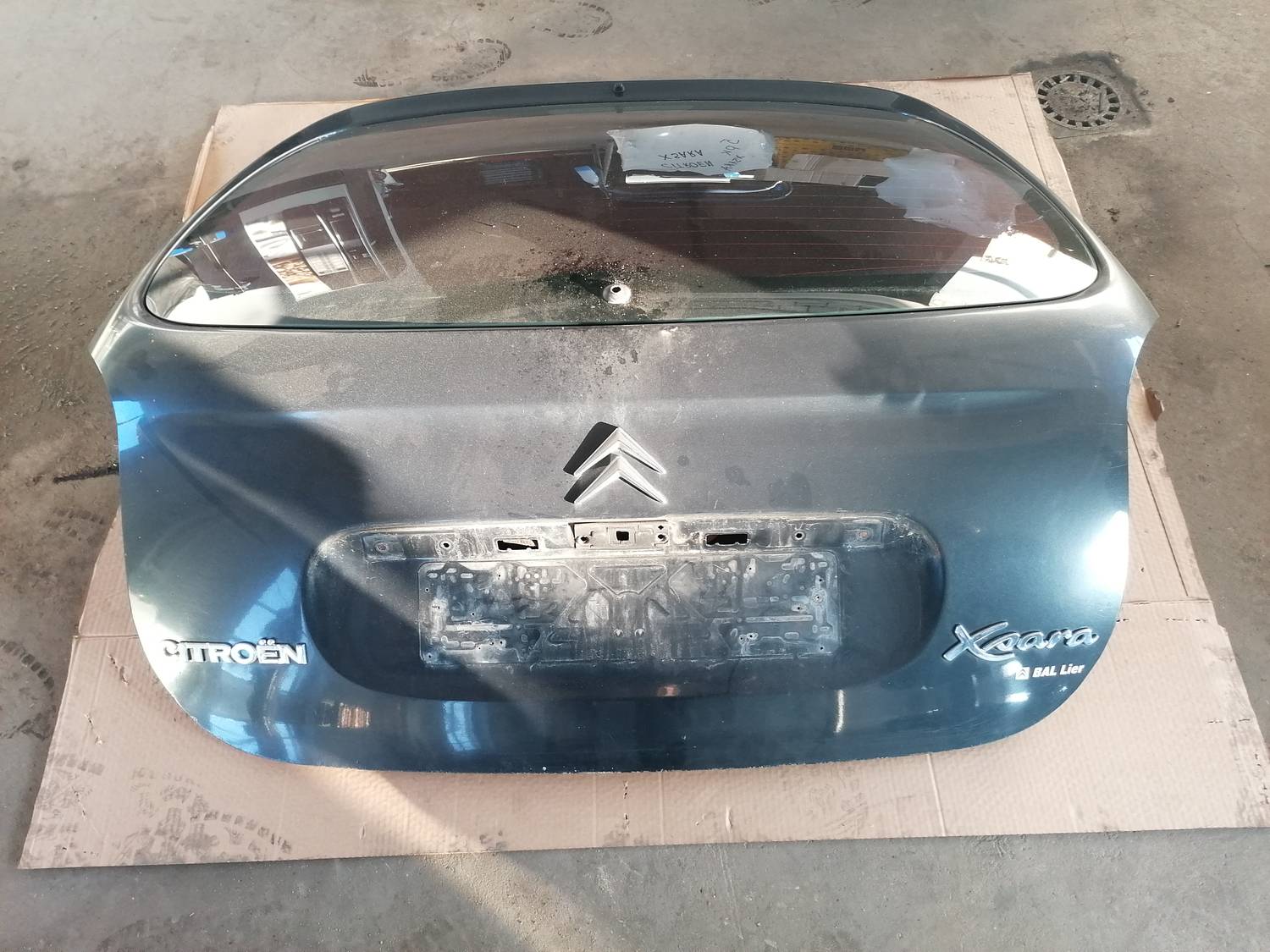 Bagāžnieka vāks priekš XSARA PICASSO 2003 1 Bagāžnieka vāks priekš XSARA PICASSO 2003