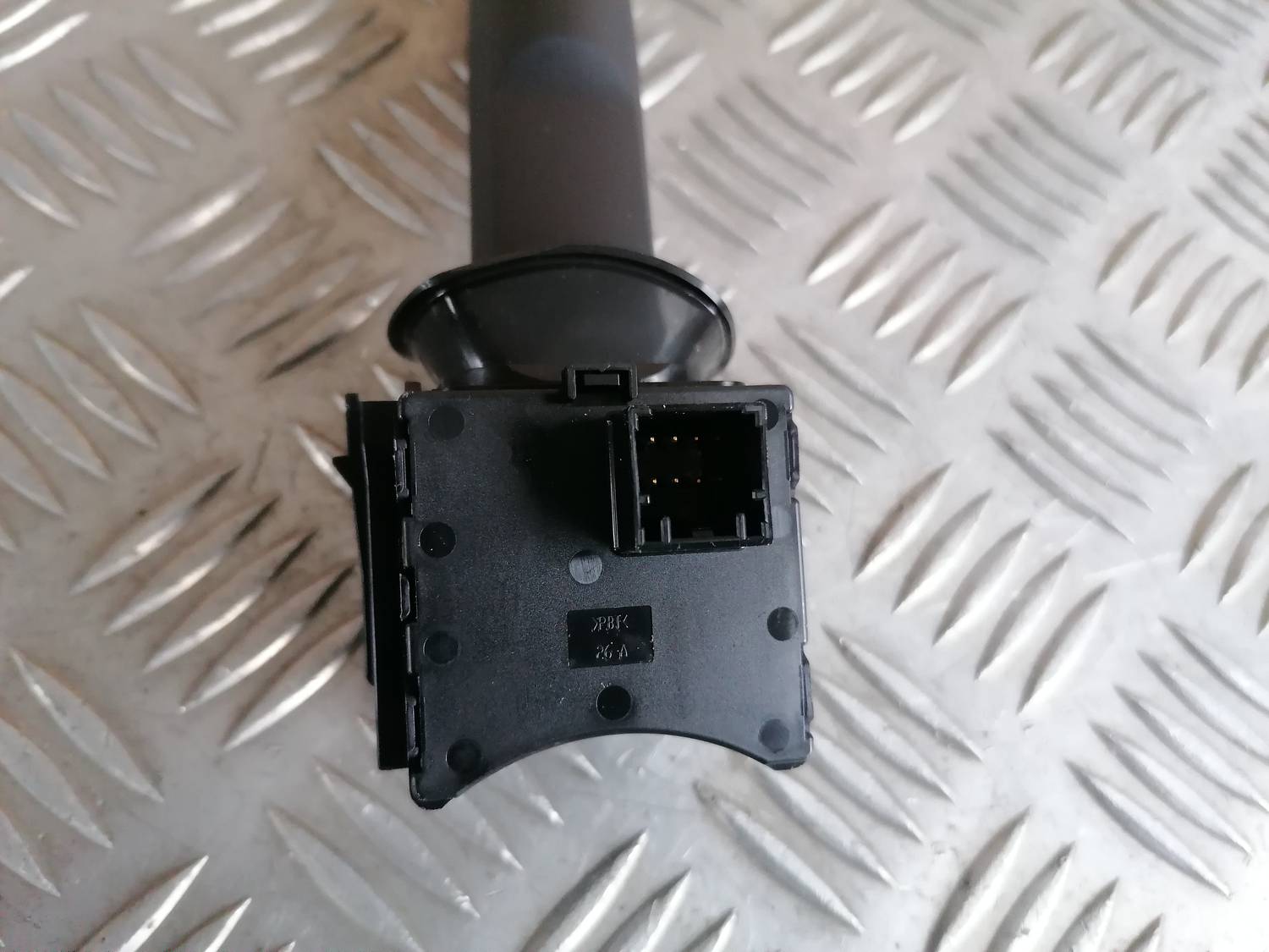 Stikla tīrītāja slēdzis priekš OPEL ASTRA J 2012 4 Stikla tīrītāja slēdzis priekš OPEL ASTRA J 2012