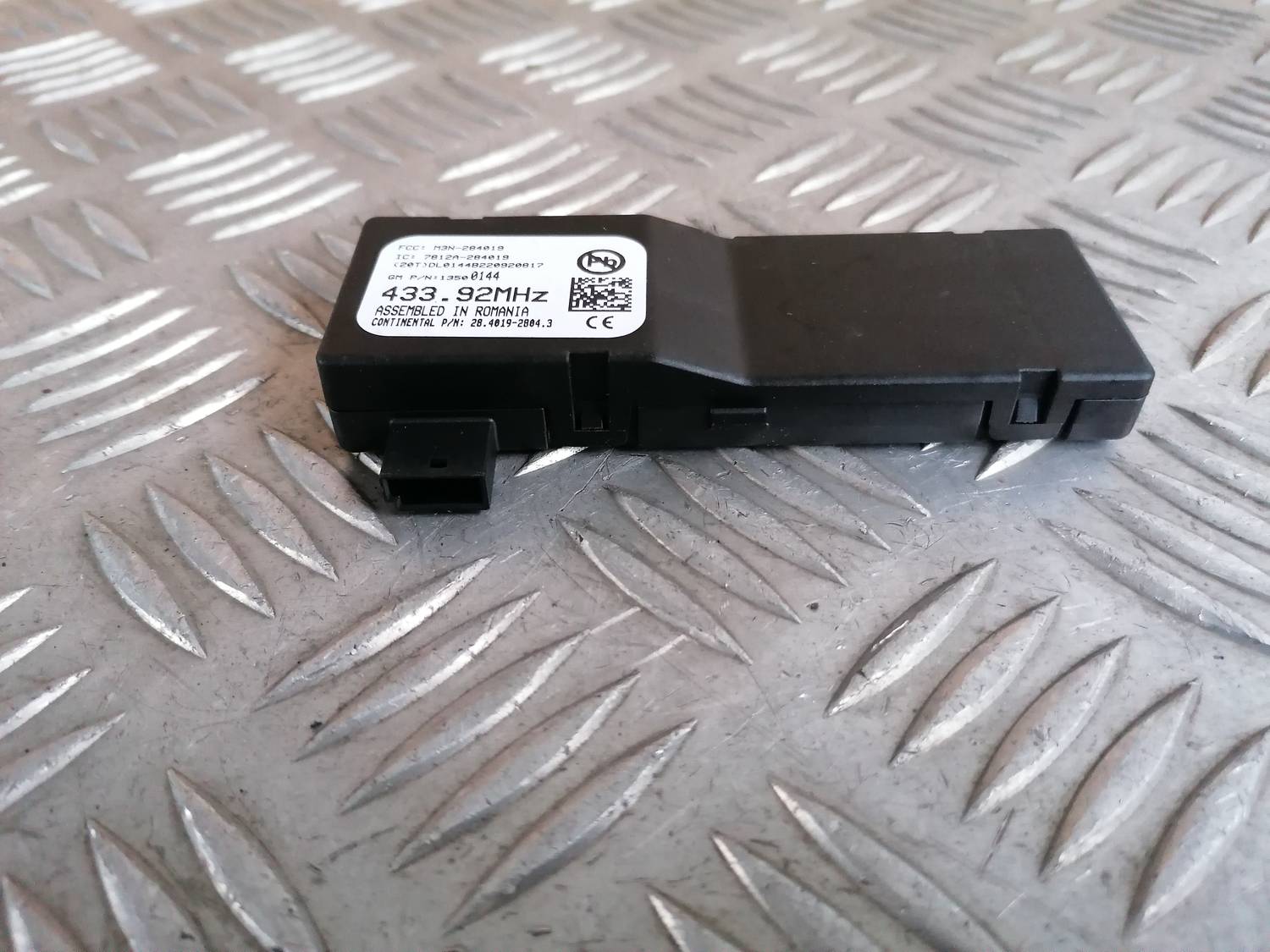 Antenas pastiprinātāja bloks priekš OPEL ASTRA J 2012 4 Antenas pastiprinātāja bloks priekš OPEL ASTRA J 2012