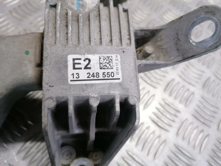 Dzinēja spilvens priekš OPEL ASTRA J 2012