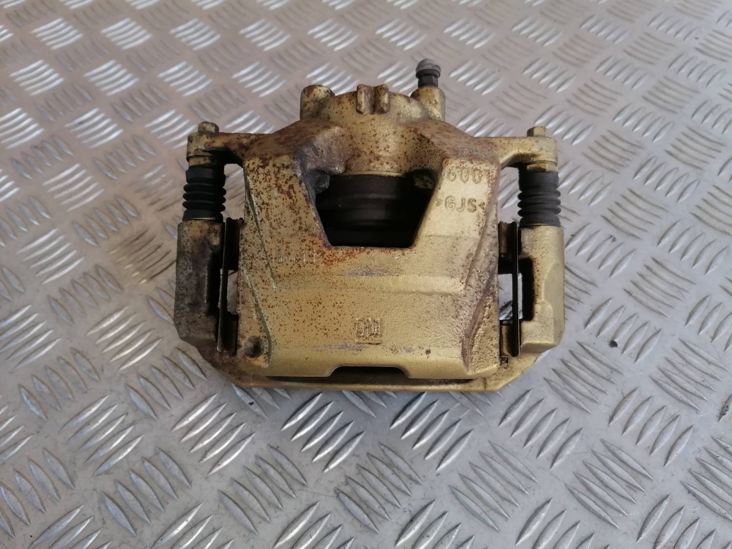 Priekšējais kreisais suports priekš OPEL ASTRA J 2012 2 Priekšējais kreisais suports priekš OPEL ASTRA J 2012