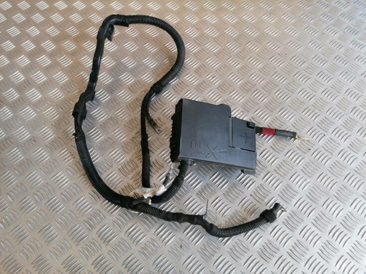 Pozitīvais elektrovads priekš OPEL ASTRA J 2012