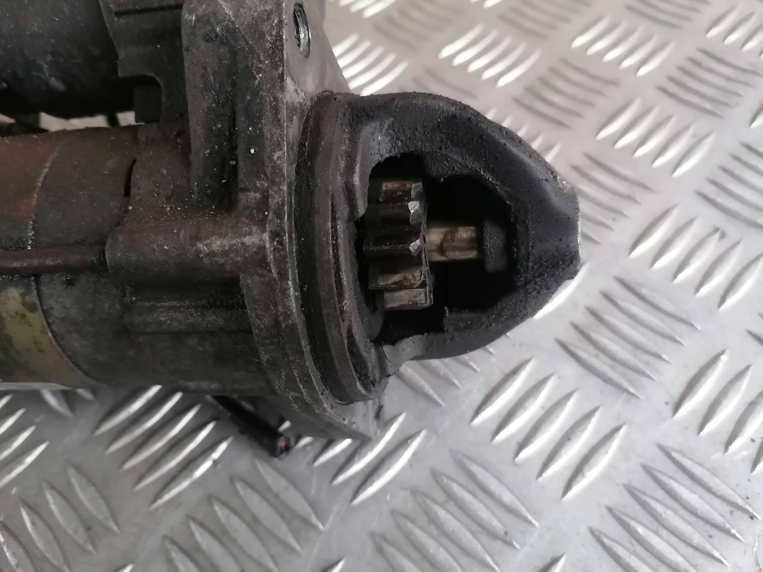 Starteris priekš BMW 318D E46 2002 SEDAN 3 Starteris priekš BMW 318D E46 2002 SEDAN