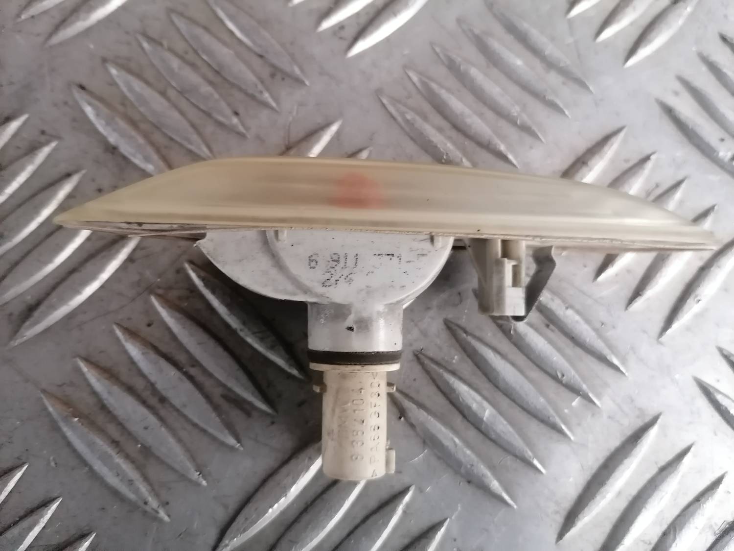 Pagrieziena signala lukturis priekš BMW 318D E46 2002 SEDAN 4 Pagrieziena signala lukturis priekš BMW 318D E46 2002 SEDAN