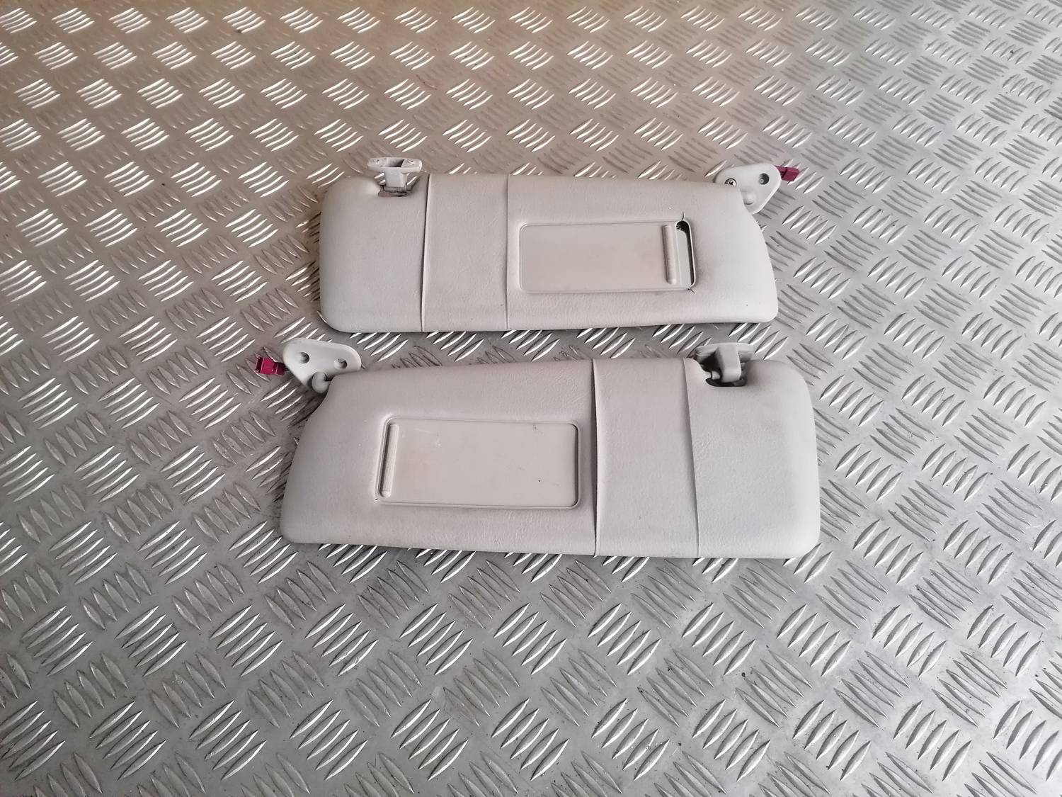 Saules aizsargs priekš BMW 318D E46 2002 SEDAN 1 Saules aizsargs priekš BMW 318D E46 2002 SEDAN