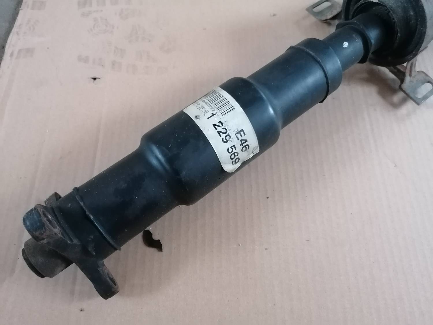 Kardāns priekš BMW 318D E46 2002 SEDAN 6 Kardāns priekš BMW 318D E46 2002 SEDAN