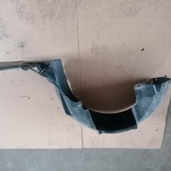 Priekšējais labais paspārns priekš BMW 318D E46 2002 SEDAN