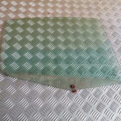 Aizmugurējo labo durvju stikls priekš BMW 318D E46 2002 SEDAN