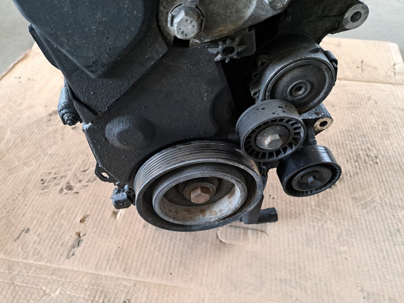 Dzinējs priekš VOLVO V70 2009 4 Dzinējs priekš VOLVO V70 2009