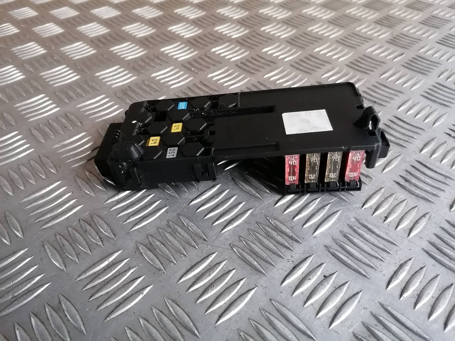 Drošinātāju bloks priekš MERCEDES BENZ ML280 2008 OBSIDIAN BLACK 4 Drošinātāju bloks priekš MERCEDES BENZ ML280 2008 OBSIDIAN BLACK