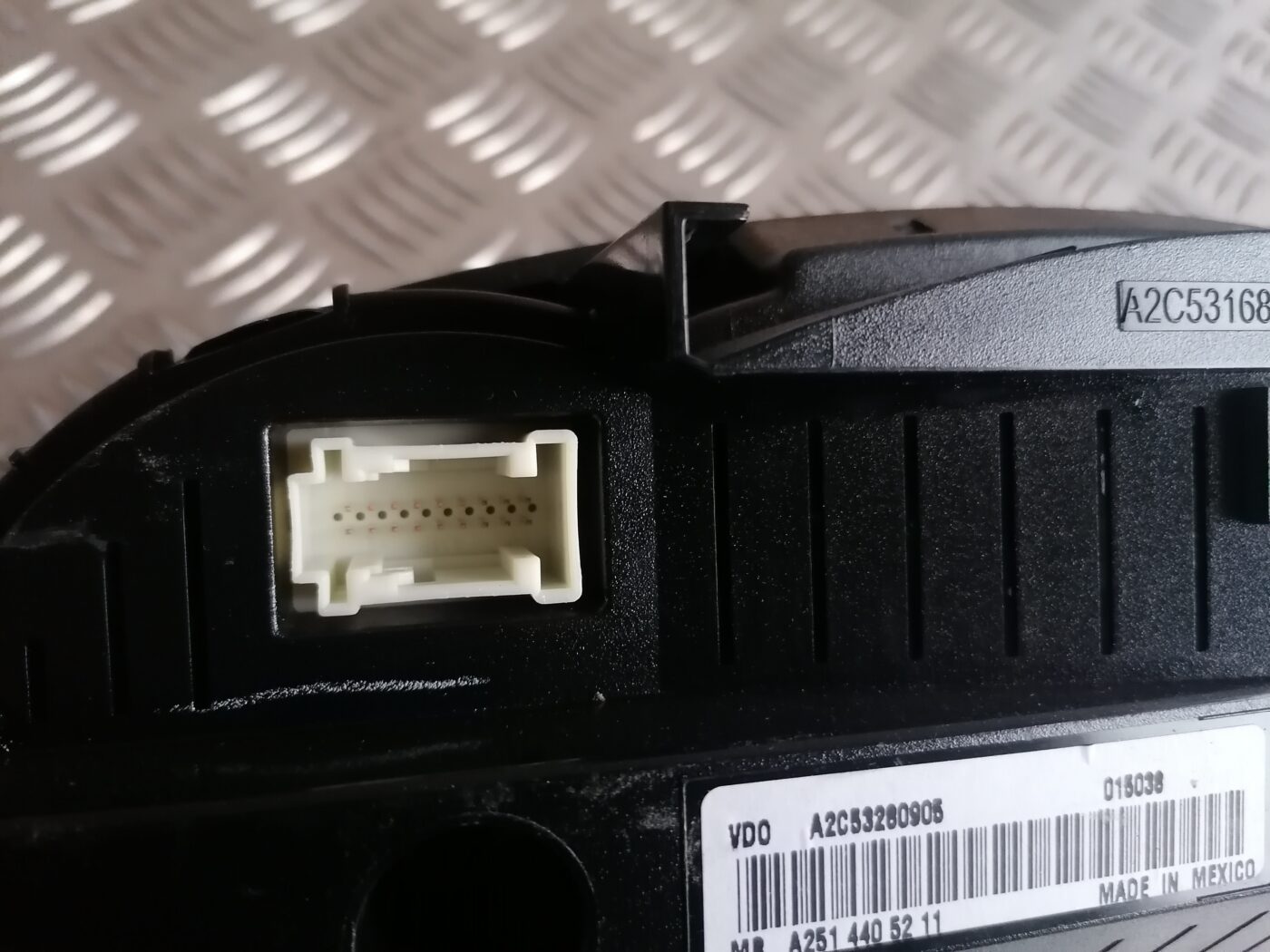 Spidometrs priekš MERCEDES BENZ ML280 2008 OBSIDIAN BLACK 6 Spidometrs priekš MERCEDES BENZ ML280 2008 OBSIDIAN BLACK