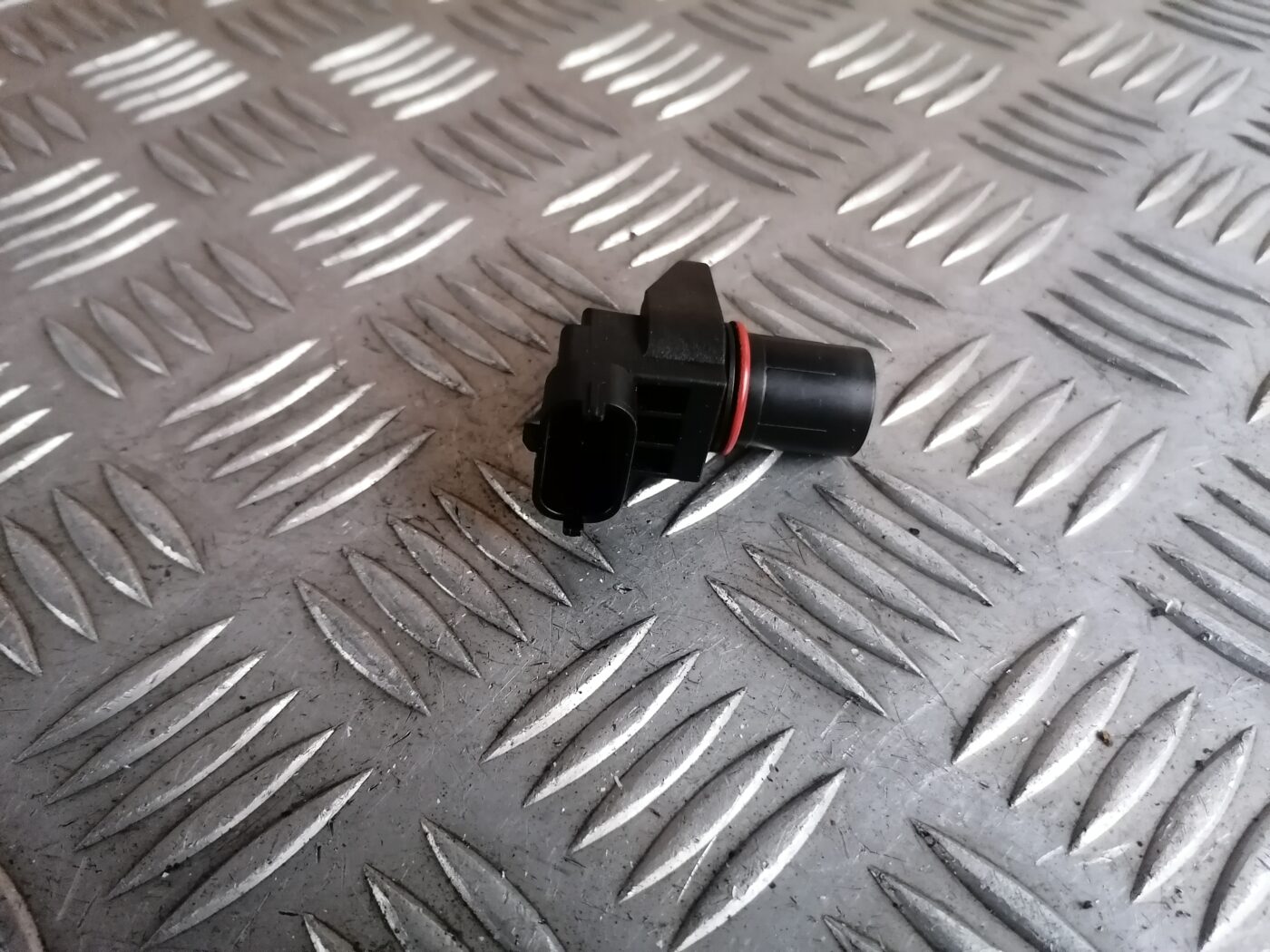 Sadales vārpstas devējs priekš MERCEDES BENZ ML280 2008 OBSIDIAN BLACK 3 Sadales vārpstas devējs priekš MERCEDES BENZ ML280 2008 OBSIDIAN BLACK