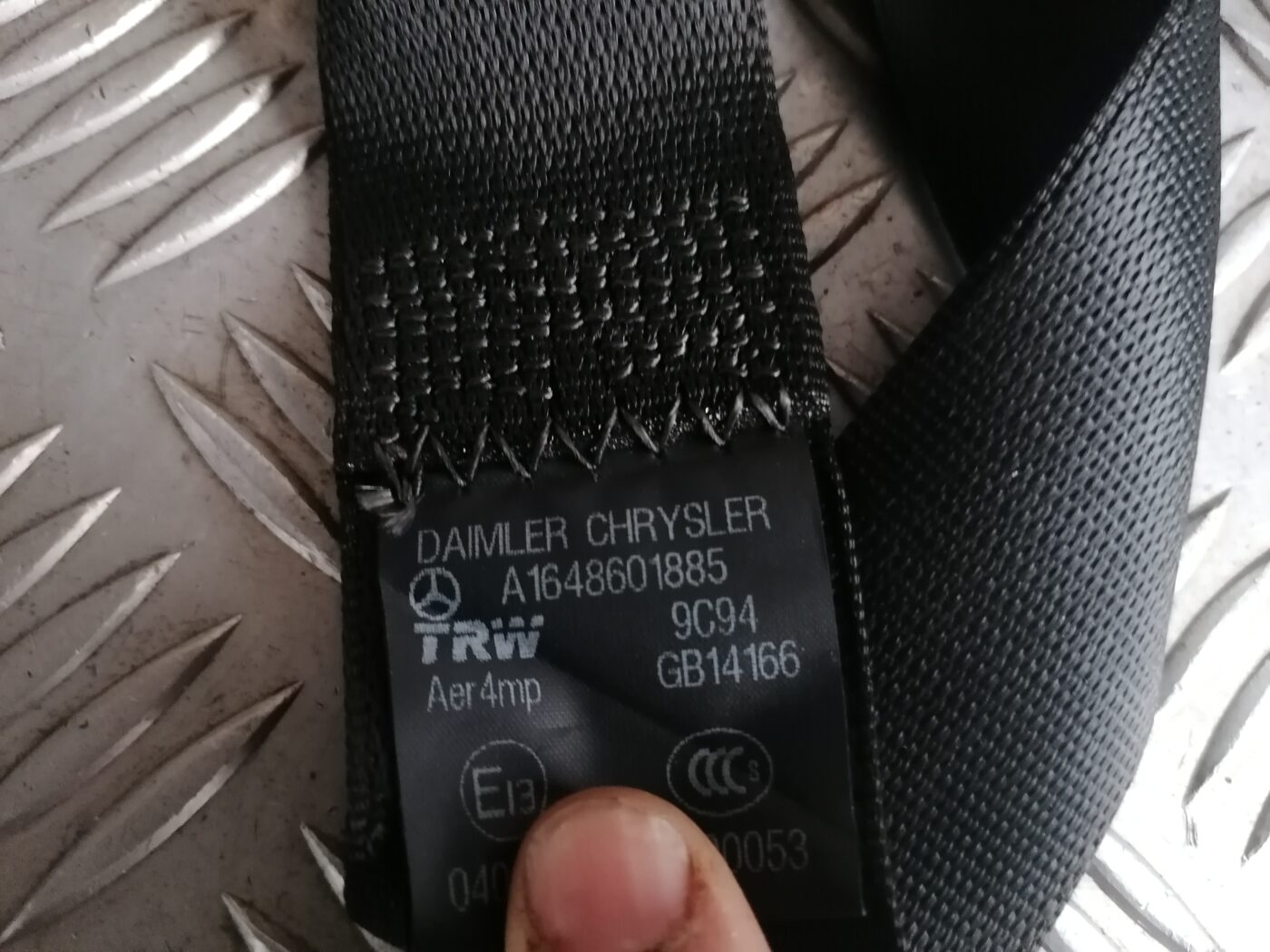 Aizmugurējā labā drošības josta priekš MERCEDES BENZ ML280 2008 OBSIDIAN BLACK 5 Aizmugurējā labā drošības josta priekš MERCEDES BENZ ML280 2008 OBSIDIAN BLACK