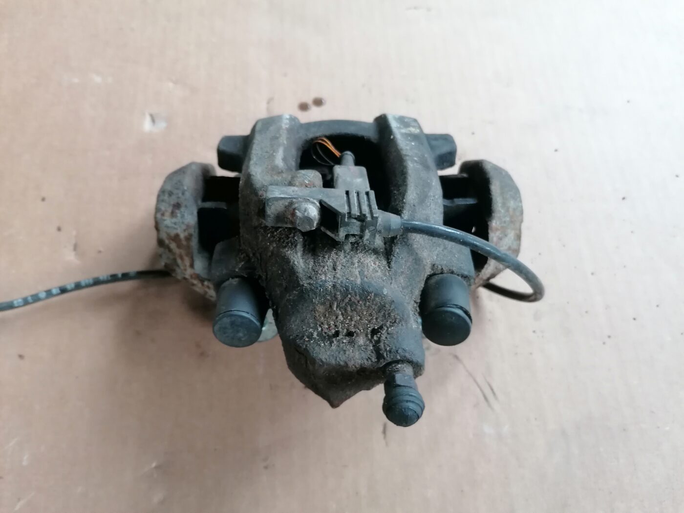 Aizmugurējais labais suports priekš MERCEDES BENZ ML280 2008 OBSIDIAN BLACK 2 Aizmugurējais labais suports priekš MERCEDES BENZ ML280 2008 OBSIDIAN BLACK