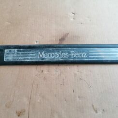 Sliekšņa priekšēja kreisa uzlika (salonā) priekš MERCEDES BENZ ML280 2008 OBSIDIAN BLACK