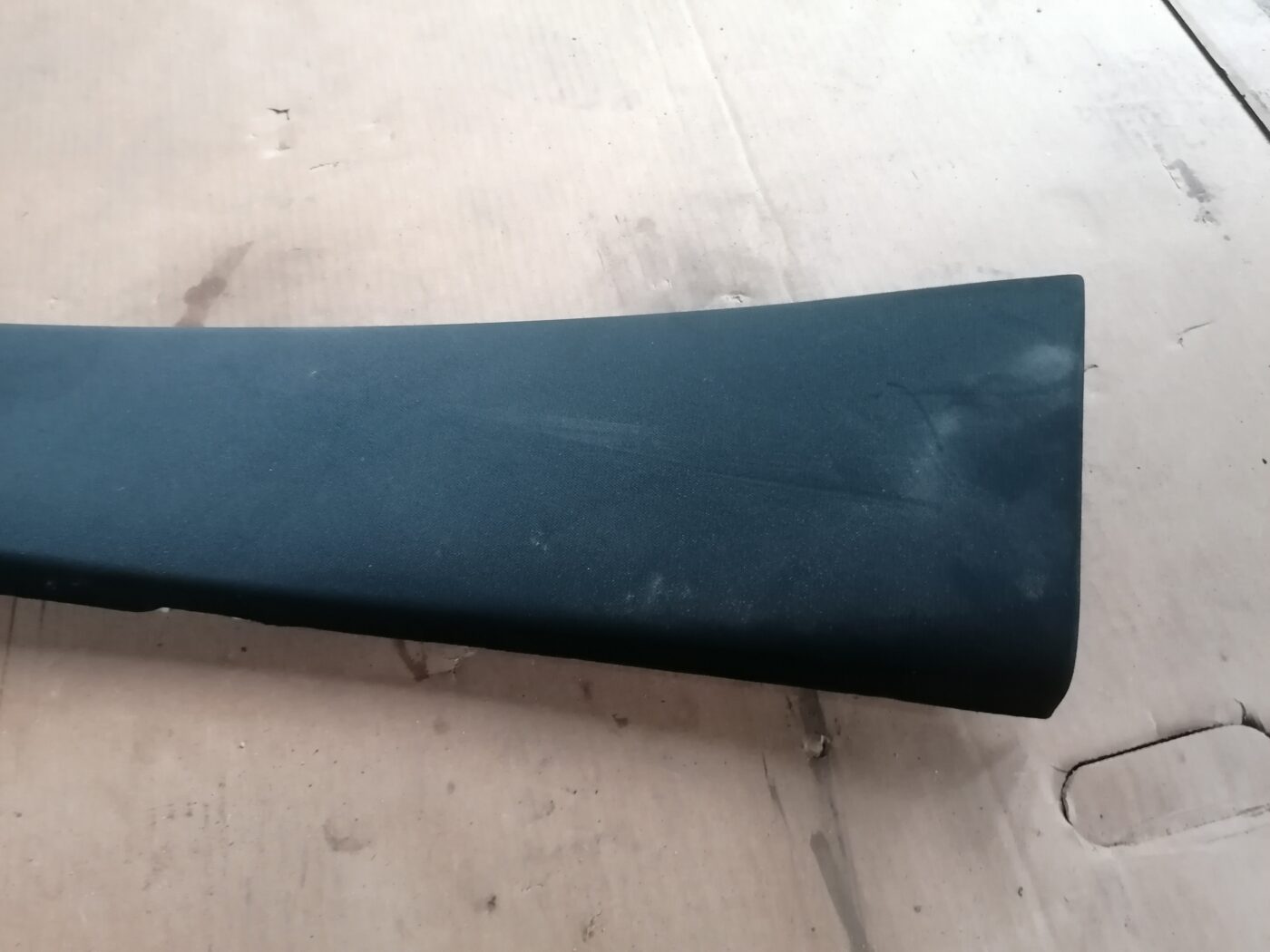 Vidējas salona statnes apdare priekš MERCEDES BENZ ML280 2008 OBSIDIAN BLACK 3 Vidējas salona statnes apdare priekš MERCEDES BENZ ML280 2008 OBSIDIAN BLACK