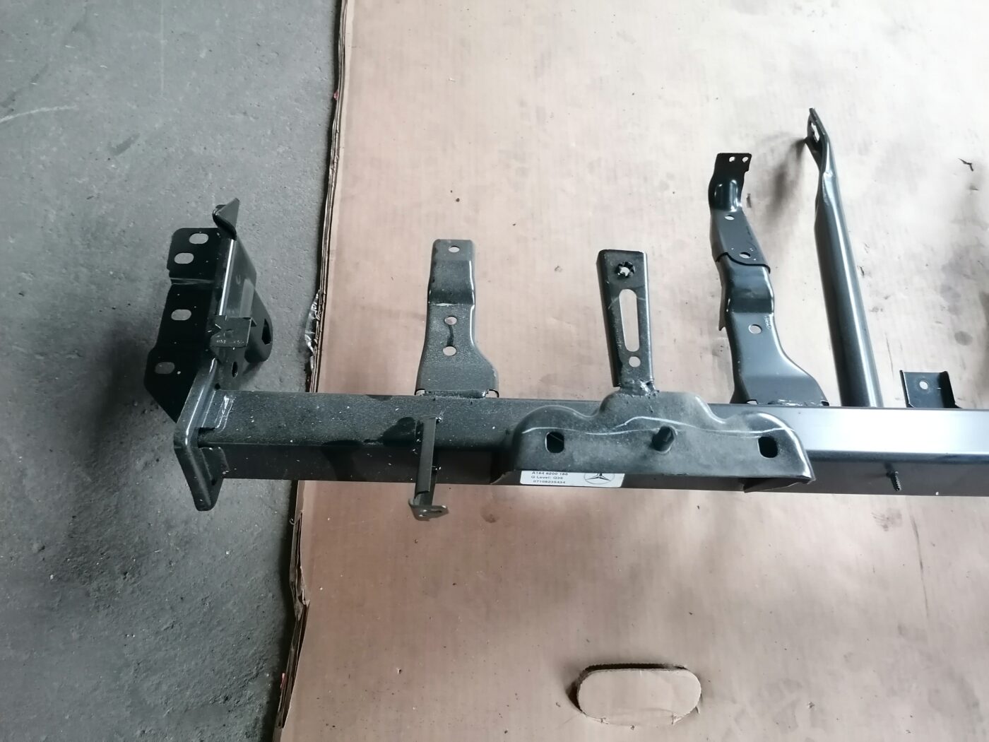 Mērinstrumentu paneļa pastiprinātājs priekš MERCEDES BENZ ML280 2008 OBSIDIAN BLACK 2 Mērinstrumentu paneļa pastiprinātājs priekš MERCEDES BENZ ML280 2008 OBSIDIAN BLACK