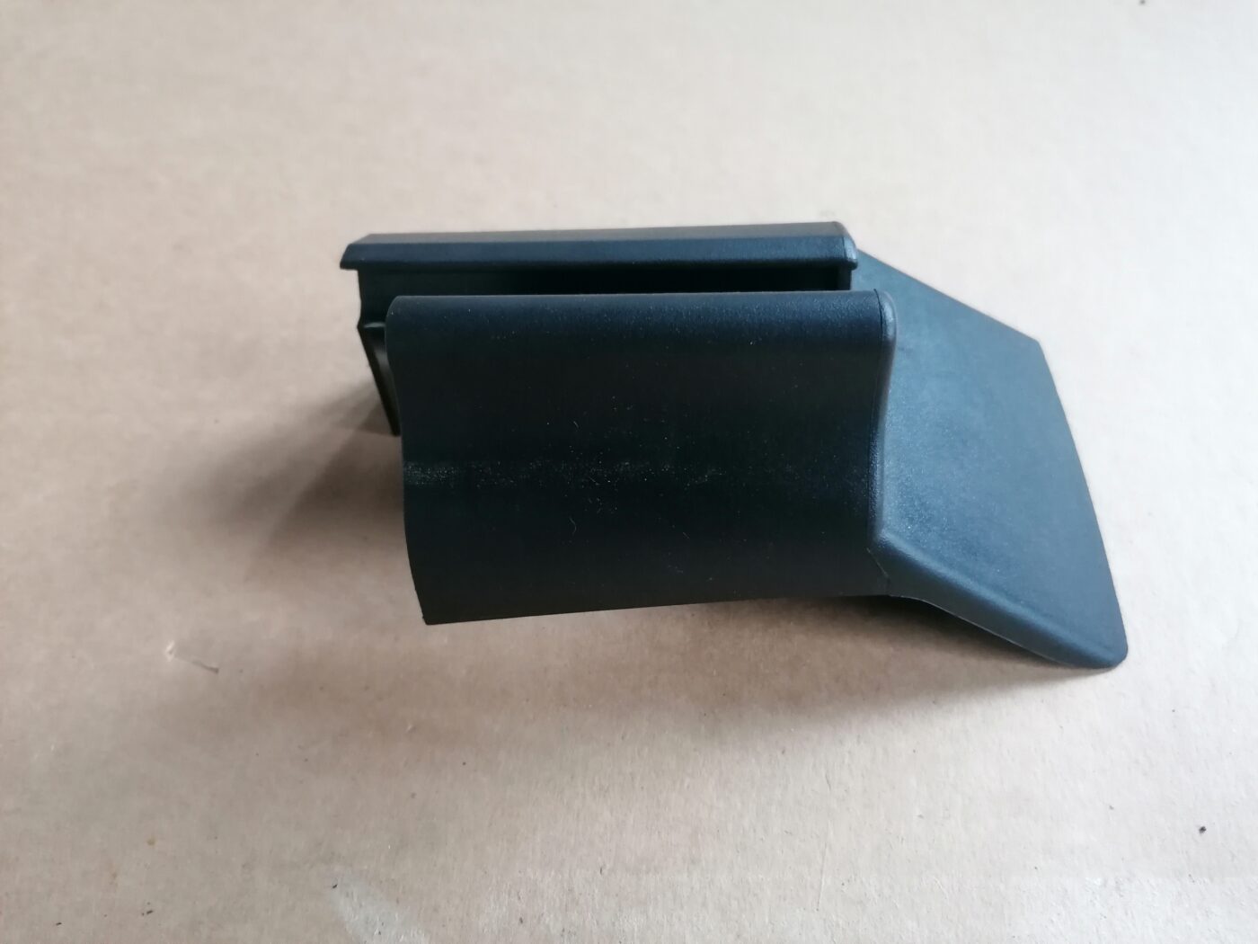 Priekšējā kreisā sēdekļa sliežu apdare priekš MERCEDES BENZ ML280 2008 OBSIDIAN BLACK 3 Priekšējā kreisā sēdekļa sliežu apdare priekš MERCEDES BENZ ML280 2008 OBSIDIAN BLACK