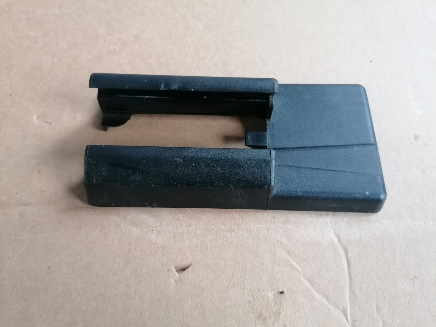 Priekšējā kreisā sēdekļa sliežu apdare priekš MERCEDES BENZ ML280 2008 OBSIDIAN BLACK 3 Priekšējā kreisā sēdekļa sliežu apdare priekš MERCEDES BENZ ML280 2008 OBSIDIAN BLACK