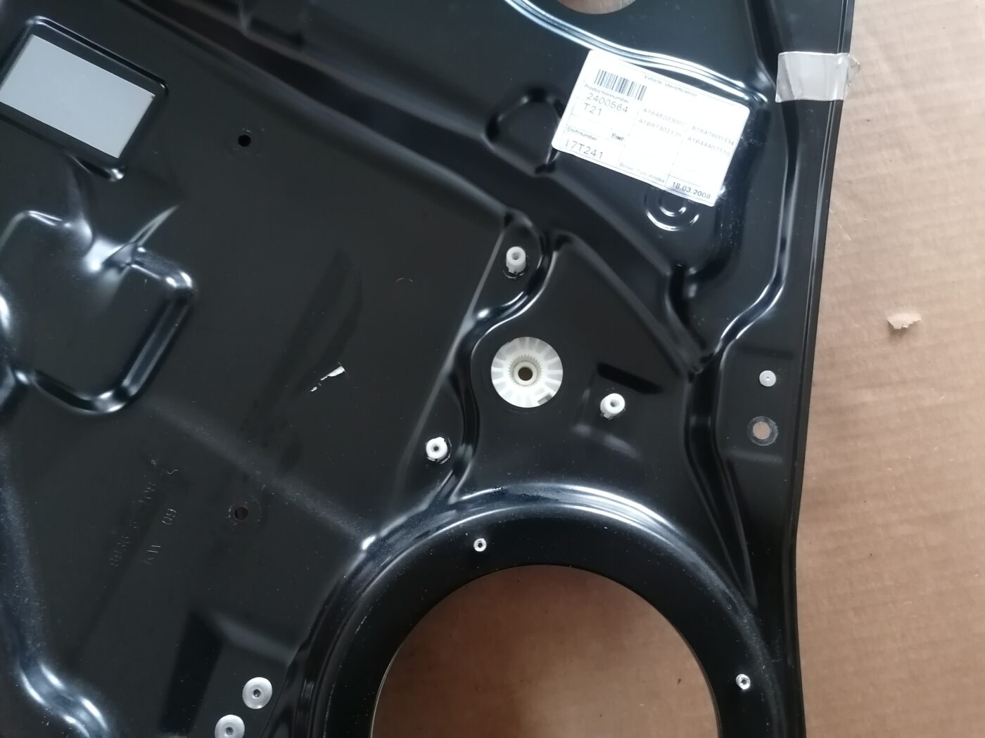 Stikla pacelšanas mehānisma panele priekš MERCEDES BENZ ML280 2008 OBSIDIAN BLACK 3 Stikla pacelšanas mehānisma panele priekš MERCEDES BENZ ML280 2008 OBSIDIAN BLACK