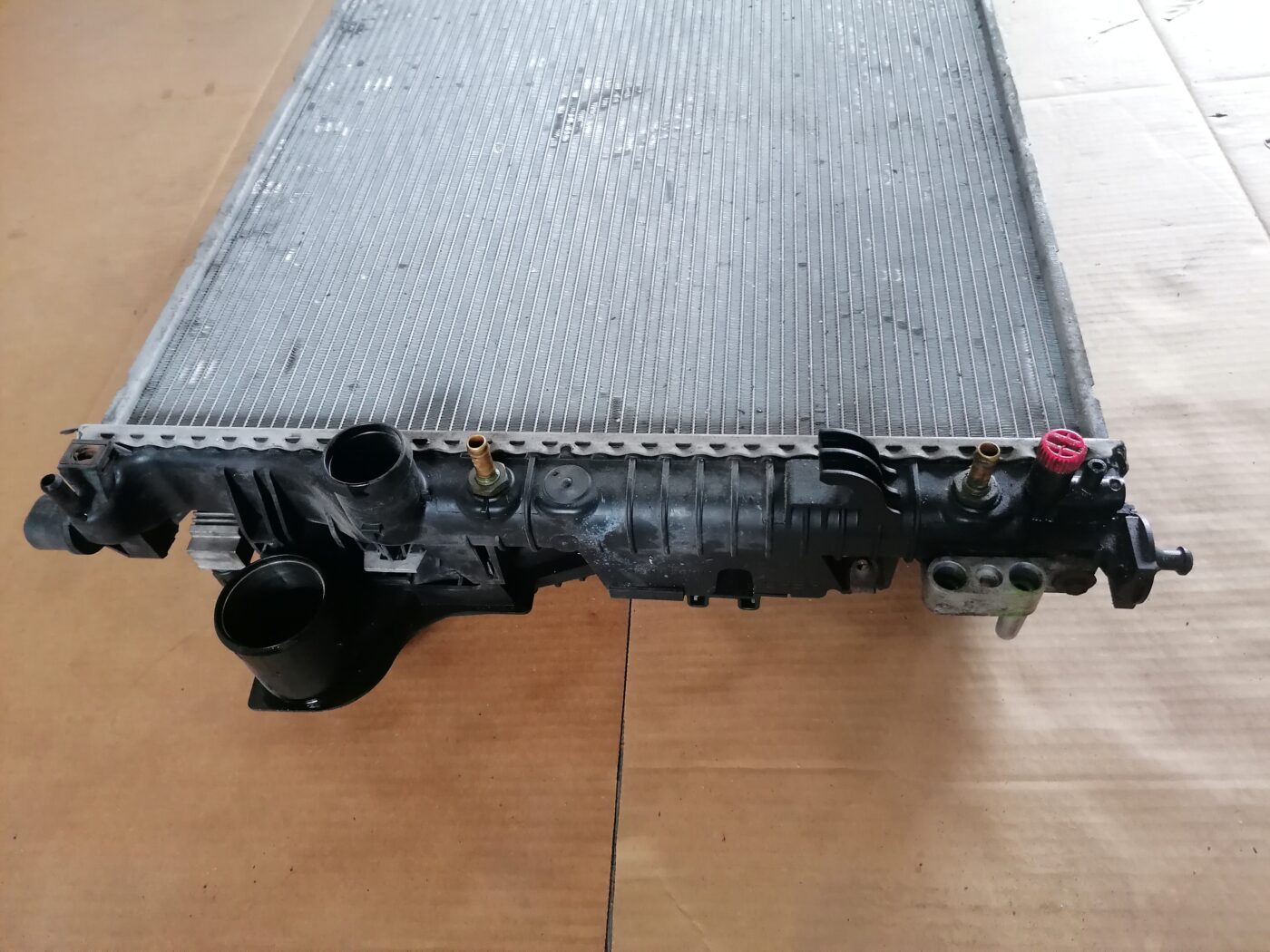 Dzesēšanas radiators priekš MERCEDES BENZ ML280 2008 OBSIDIAN BLACK 5 Dzesēšanas radiators priekš MERCEDES BENZ ML280 2008 OBSIDIAN BLACK