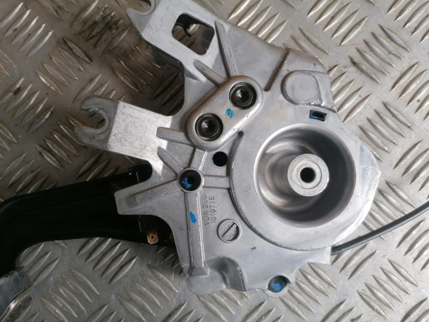 Stāvbremzes pedālis priekš MERCEDES BENZ ML280 2008 OBSIDIAN BLACK 3 Stāvbremzes pedālis priekš MERCEDES BENZ ML280 2008 OBSIDIAN BLACK