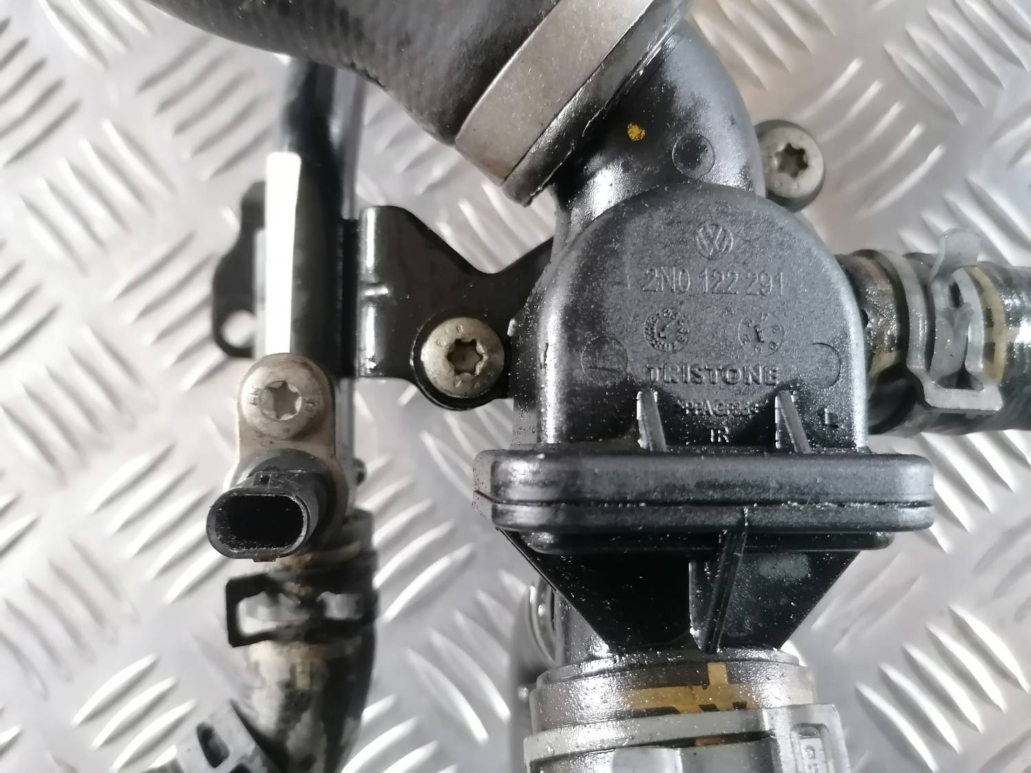 Termostata korpuss priekš VW CRAFTER 2018 4 Termostata korpuss priekš VW CRAFTER 2018