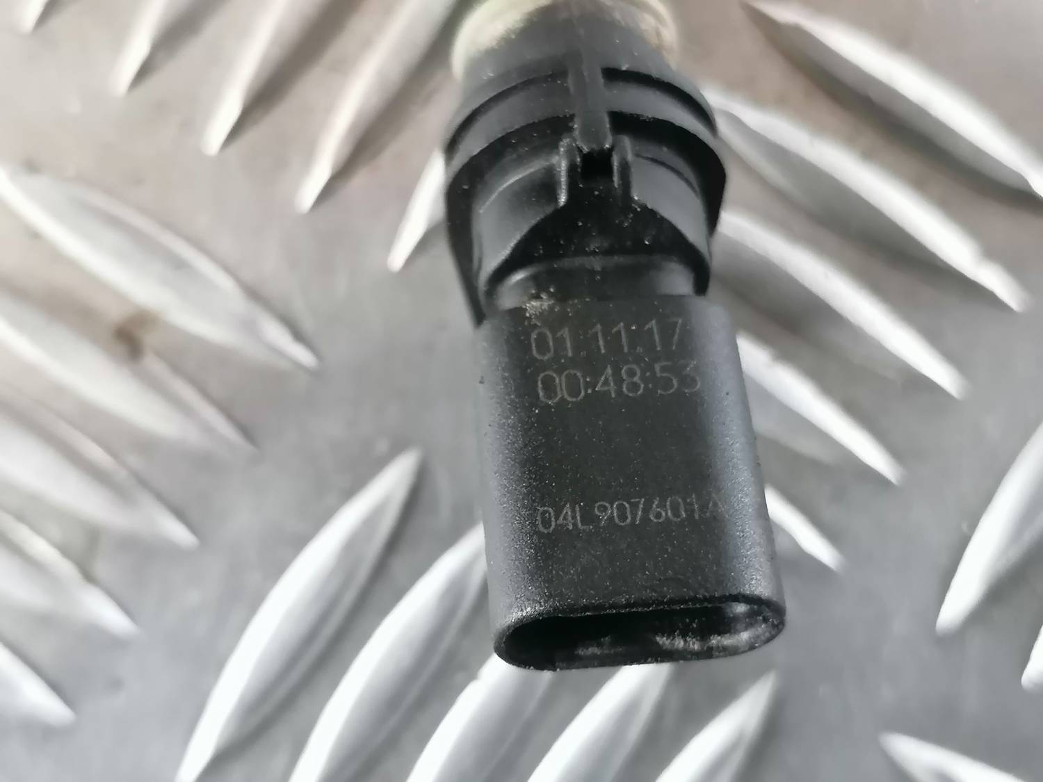 Sadales vārpstas devējs priekš VW CRAFTER 2018 4 Sadales vārpstas devējs priekš VW CRAFTER 2018