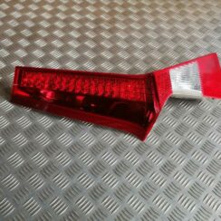 Aizmugurējais kreisais lukturis priekš VOLVO V70 2009