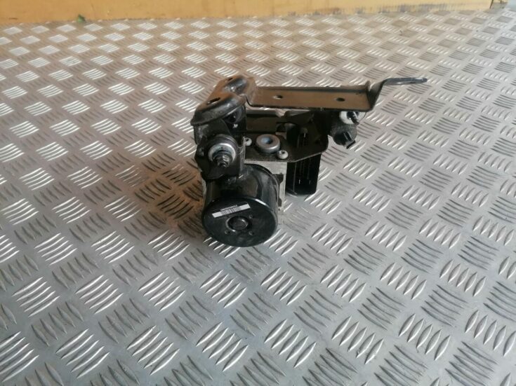 ABS bloks priekš VOLVO V70 2009