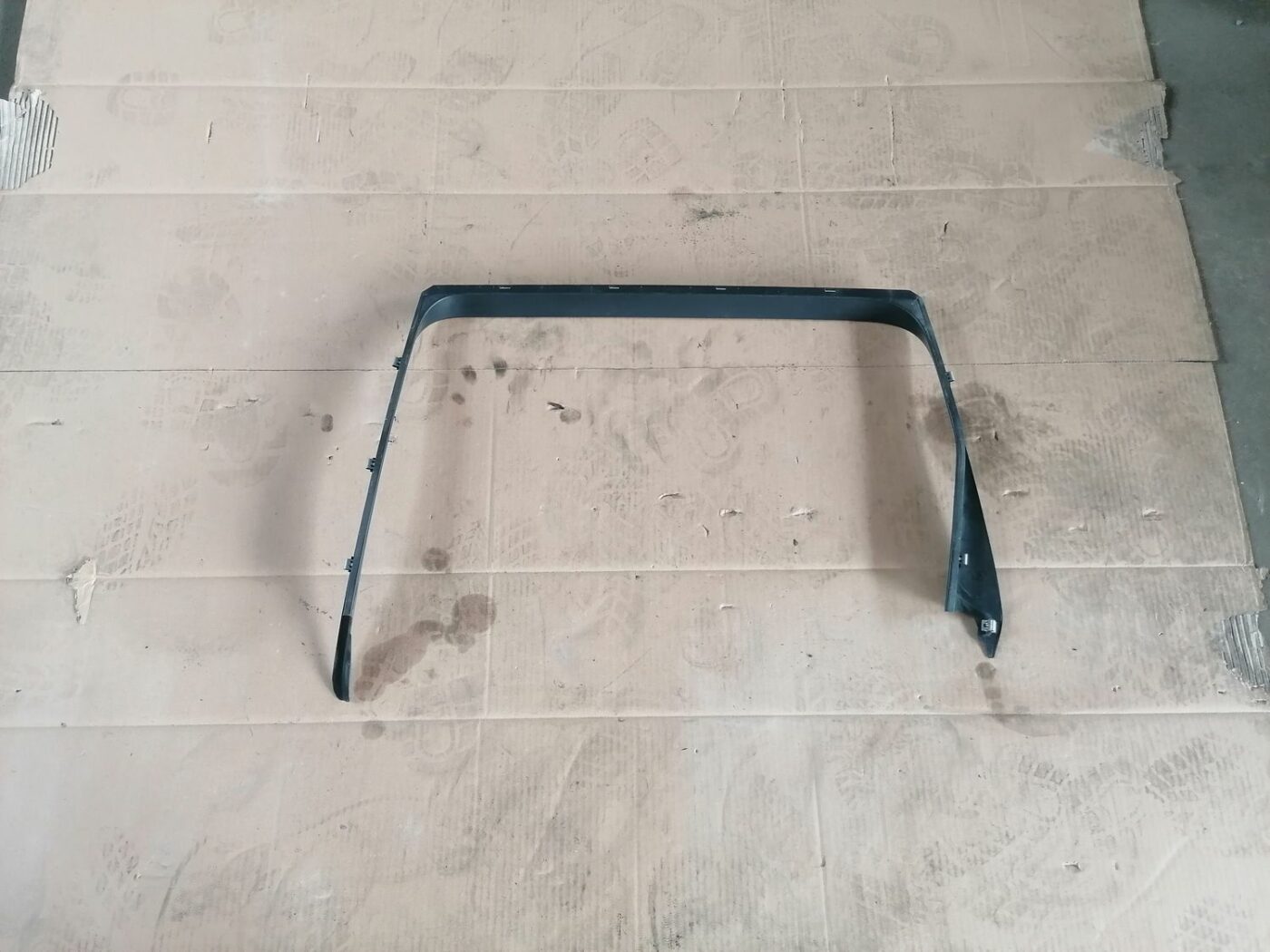 Durvju stikla moldings priekš VOLVO V70 2009 2 Durvju stikla moldings priekš VOLVO V70 2009