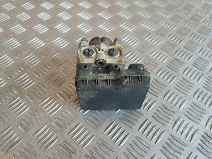 ABS bloks priekš TOYOTA RAV 4 2006
