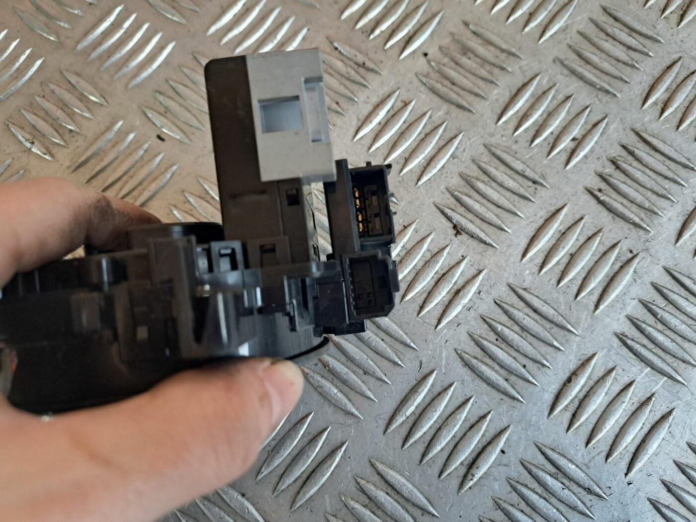 Drošības spilvena slīdgredzens priekš TOYOTA RAV 4 2006 4 Drošības spilvena slīdgredzens priekš TOYOTA RAV 4 2006