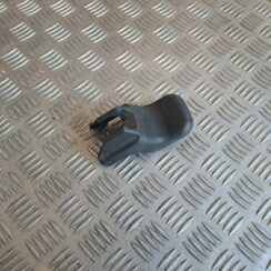 Priekšējā labā sēdekļa sliežu apdare priekš TOYOTA RAV 4 2006