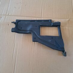 Mērinstrumentu paneļa apakšēja apdare priekš TOYOTA RAV 4 2006