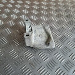 Dzinēja kronšteins priekš BMW 525 E60 2004 BLACK