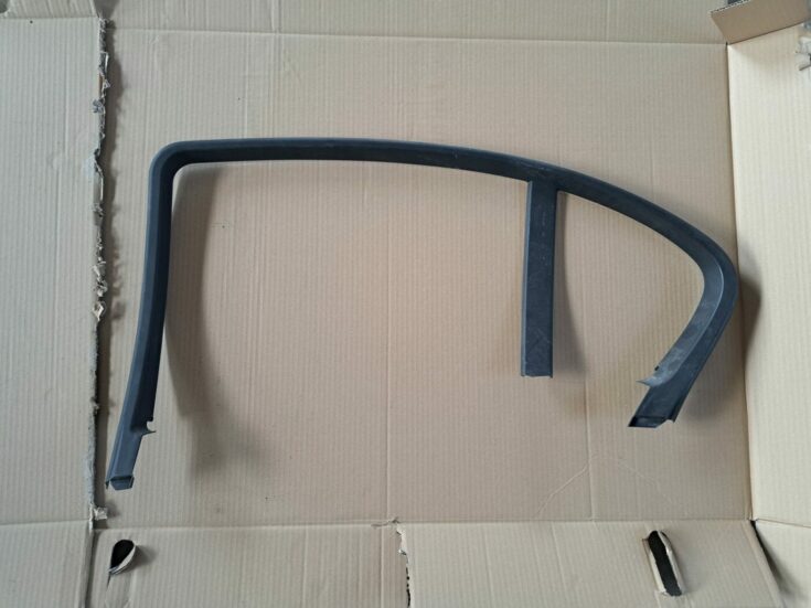 Durvju stikla moldings priekš BMW 525 E60 2004 BLACK