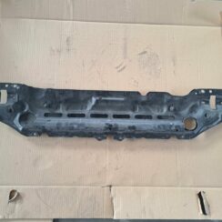 Priekšējā radiatora rāmja augšēja daļa priekš BMW 525 E60 2004 BLACK