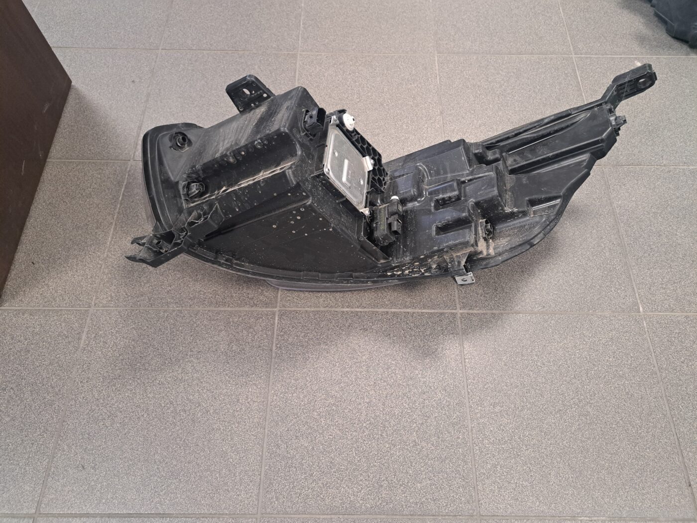 Priekšējais labais lukturis priekš RENAULT TRAFIC III 2021- 13 Priekšējais labais lukturis priekš RENAULT TRAFIC III 2021-