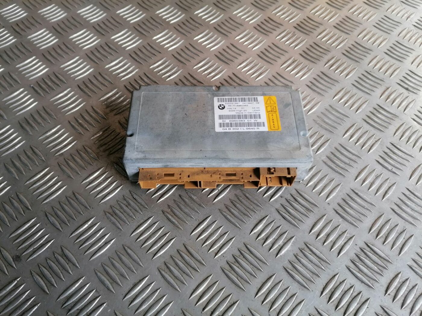 GATEWAY vadības bloks priekš BMW 525 E60 2004 BLACK 1 GATEWAY vadības bloks priekš BMW 525 E60 2004 BLACK