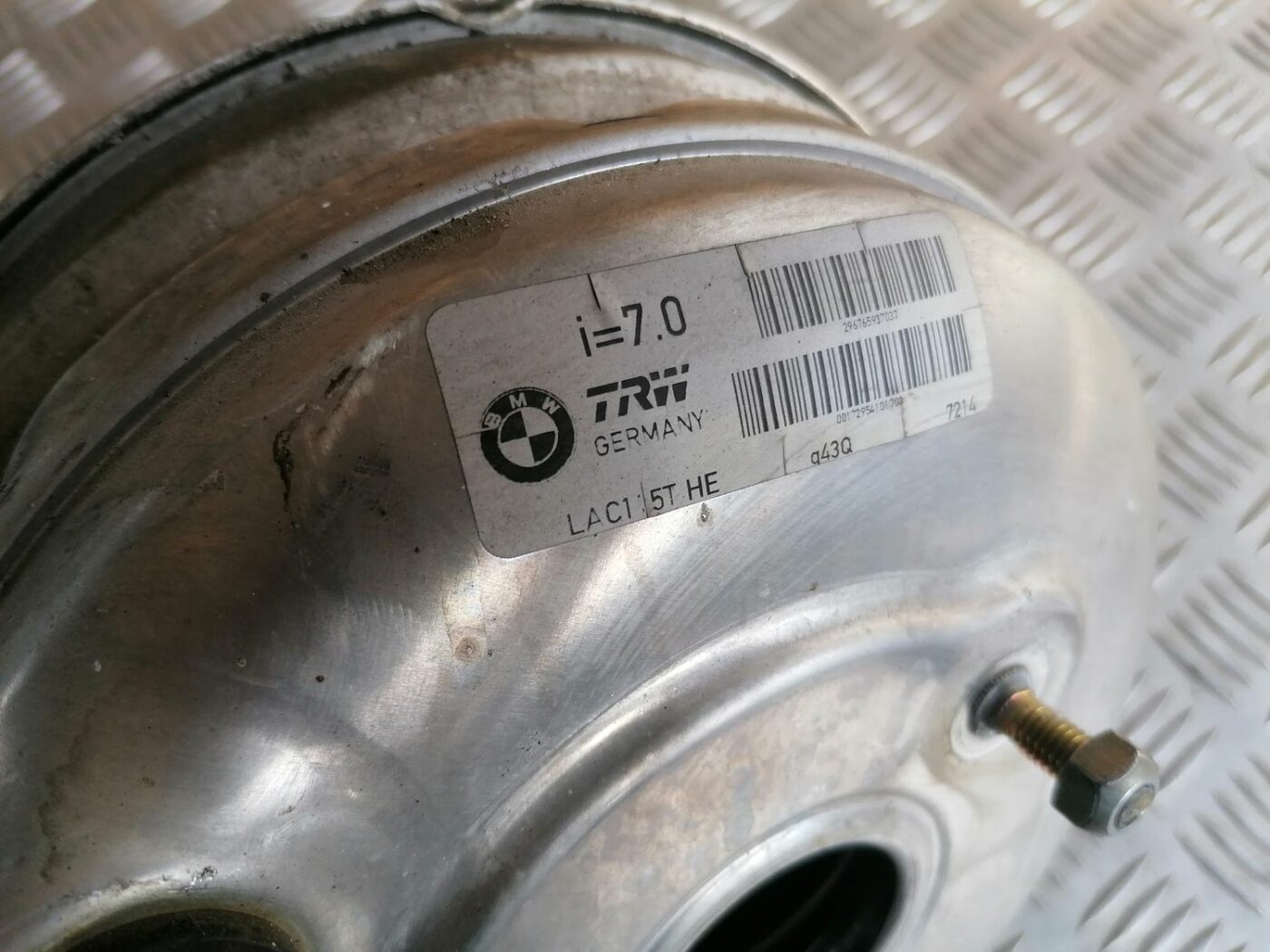 Vakuuma bremžu pastiprinātājs priekš BMW 525 E60 2004 BLACK 4 Vakuuma bremžu pastiprinātājs priekš BMW 525 E60 2004 BLACK