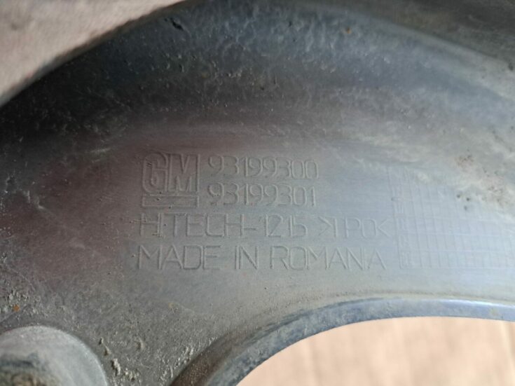 Priekšējo dubļusargu komplekts priekš OPEL CORSA 2007