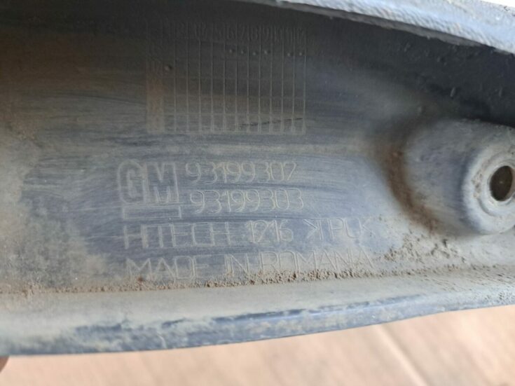 Priekšējo dubļusargu komplekts priekš OPEL CORSA 2007