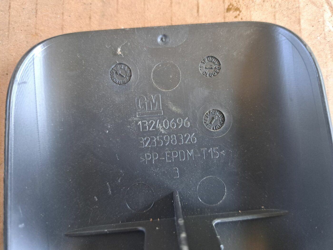 Aizmugurēja sēdekļa atzveltnes plastmasas uzlika priekš OPEL CORSA 2007 4 Aizmugurēja sēdekļa atzveltnes plastmasas uzlika priekš OPEL CORSA 2007