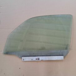 Priekšējo kreiso durvju stikls priekš OPEL MERIVA 2004
