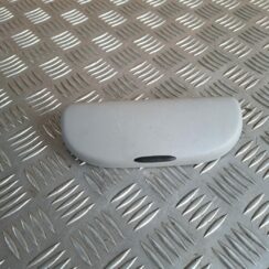 Briļļu uzglabāšanas nodalījums priekš OPEL MERIVA 2004