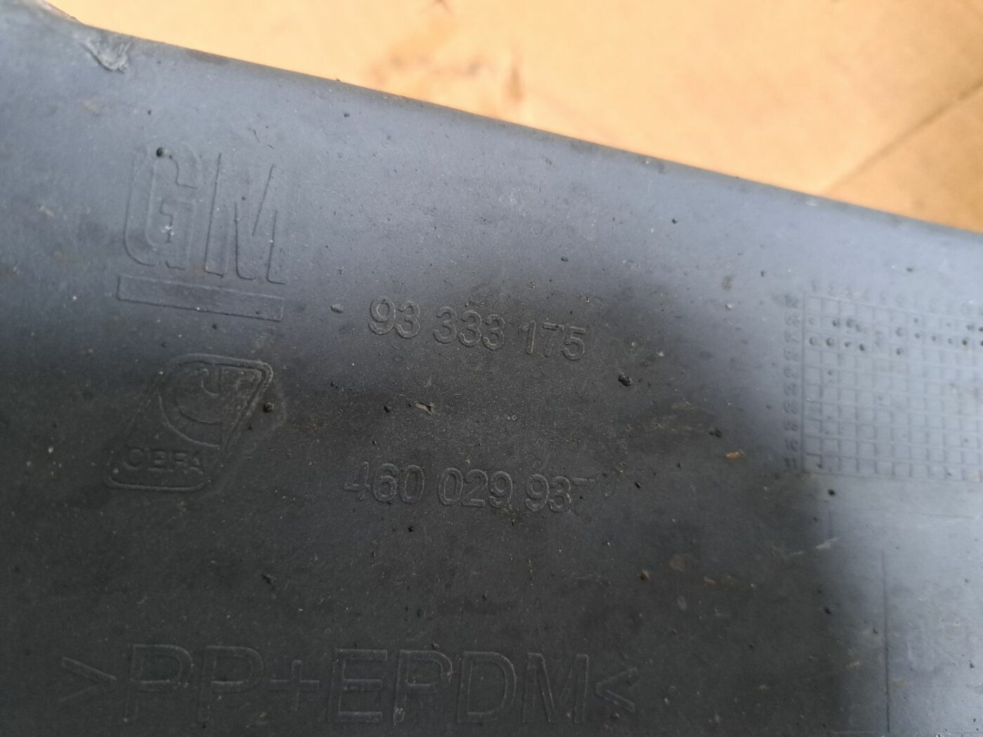 Priekšējais labais paspārns priekš OPEL MERIVA 2004 2 Priekšējais labais paspārns priekš OPEL MERIVA 2004